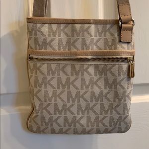 Michael Kors Crossbody